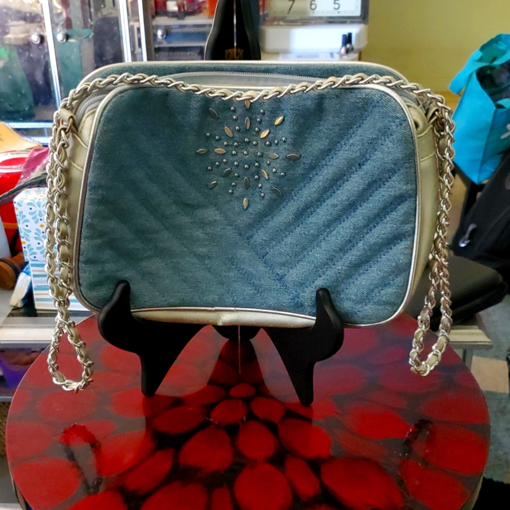 Cross body sling bag